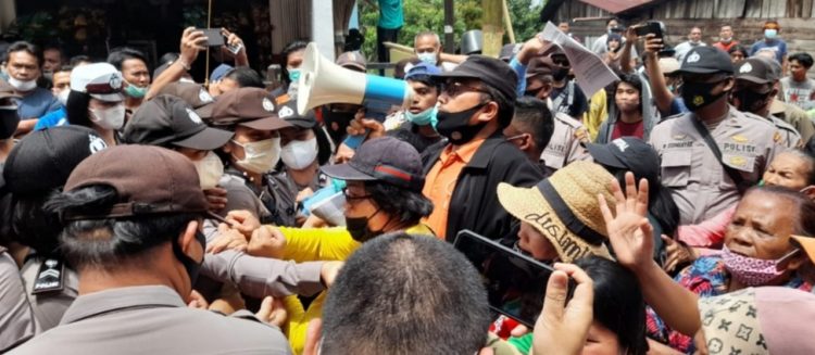 Tergugat Hadang Eksekusi Lahan di Parapat