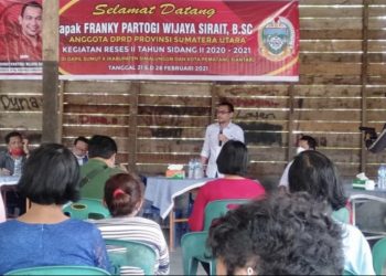 Reses di Dolok Parmonangan dan Tiga Balata, Anggota DPRD Provsu Franky PW Sirait Tampung Aspirasi Warga.