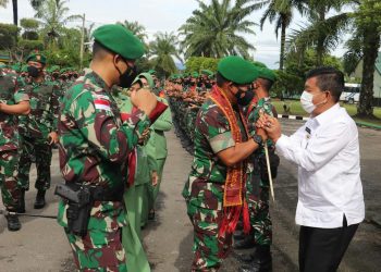 Bupati Simalungun Hadiri Penyambutan Yonif 122/TS