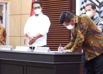 Bupati dan Ketua DRPD Simalungun