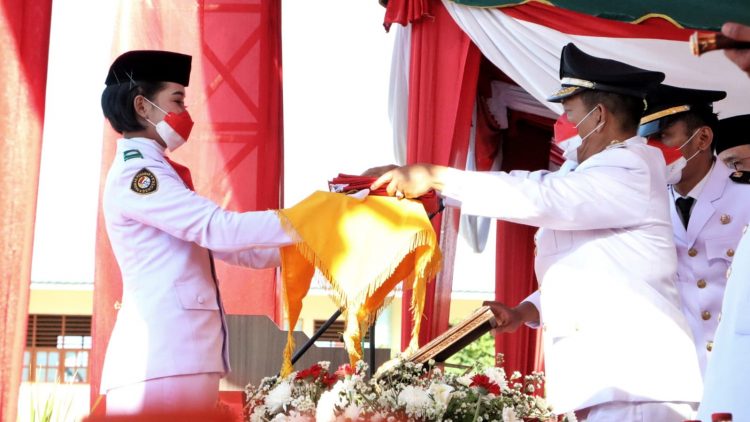 BUPATI SIMALUNGUN PIMPIN PERAYAAN 77 TAHUN KEMERDEKAAN RI
