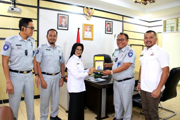 KEPATUHAN BAYAR PAJAK KENDARAAN BERMOTOR MASIH RENDAH