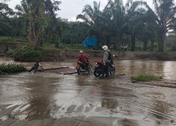 EMPAT TAHUN JEMBATAN PUTUS,  PEMKAB ASAHAN TAK PERDULI