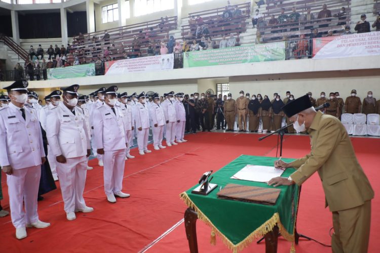 89 KEPALA DESA TERPILIH DI KABUPATEN ASAHAN DILANTIK