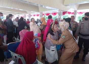 19.178 KPM DI SIANTAR TERIMA BLT BBM