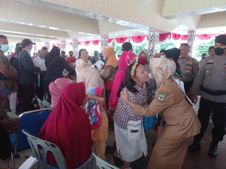 19.178 KPM DI SIANTAR TERIMA BLT BBM