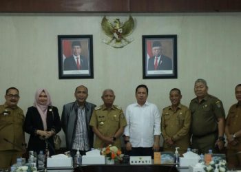 KABUPATEN ASAHAN: NOMINASI 10 BESAR PELAYANAN INFORMASI SE SUMUT.
