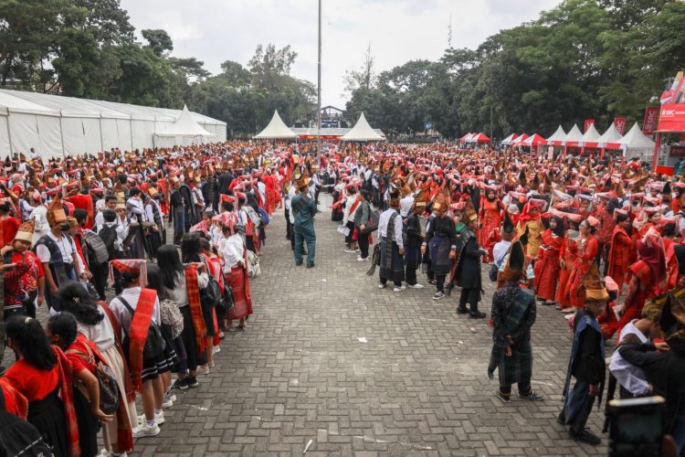 GEBYAR UMKM, GELAR LOMBA MARUPPASA, JUMLAH PESERTA PECAHKAN REKOR MURI
