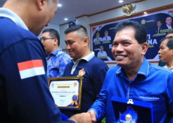 BUPATI ASAHAN PERDULI KARANG TARUNA