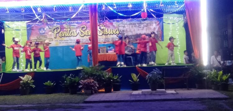 PENTAS SENI SD BHINA DARMA MERIAH