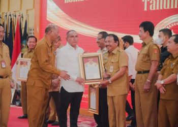 DINAS PENDIDIKAN HUMBAHAS RAIH JUARA HARAPAN II LOMBA INOVASI DAERAH
