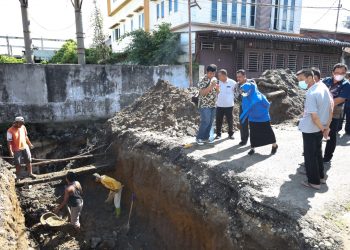 MENDUNG PROYEK DESEMBER, KOTA SIANTAR NGEBUT