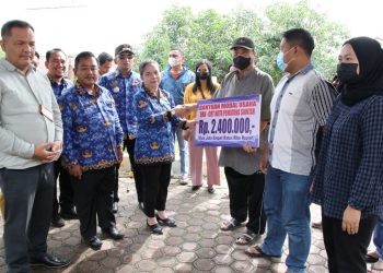 416 BURUH PABRIK ROKOK DI SIANTAR TERIMA BANTUAN MODAL USAHA