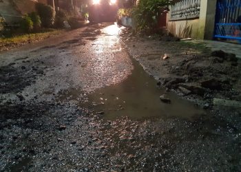 Pengaspalan Hotmix Ditengah Hujan Di Kota Siantar