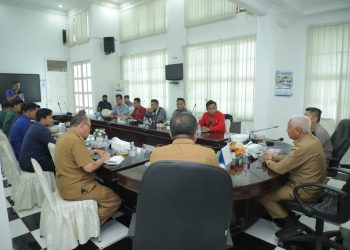 BUPATI ASAHAN TERIMA AUDIENCE ORGANISASI MAHASISWA KELOMPOK CIPAYUNG PLUS
