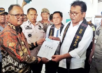 Ketua DPRD Dan Wakil Bupati Launching Unit Pelayanan Berkala Kendaraan Bermotor.