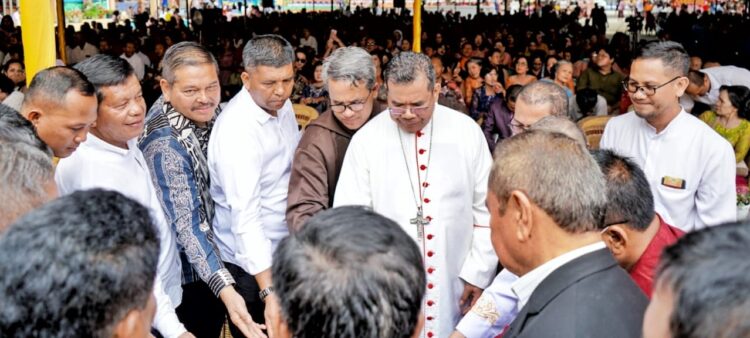Tujuh Calon Pastor Ditahbis Menjadi Pastor Keuskupan Agung Medan